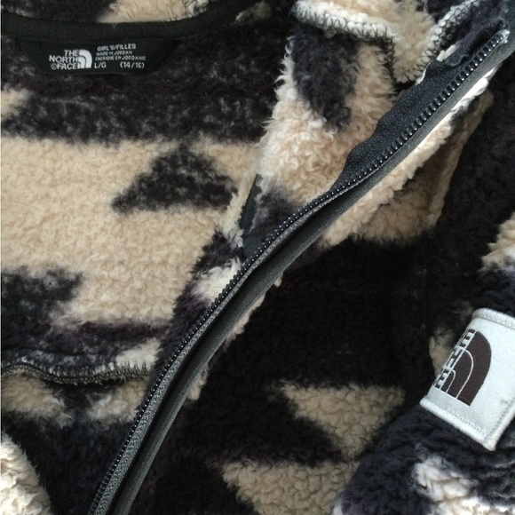 The North Face girls pullover size L 14 16 - Picture 2 of 2